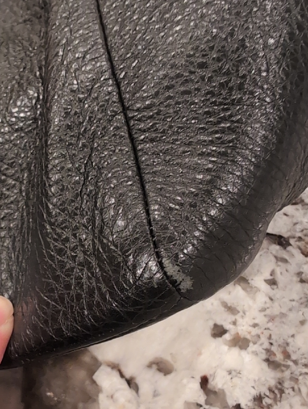 EUC Coach pebbled leather small Kelsey Satchel crossbody bag - Picture 14 of 16